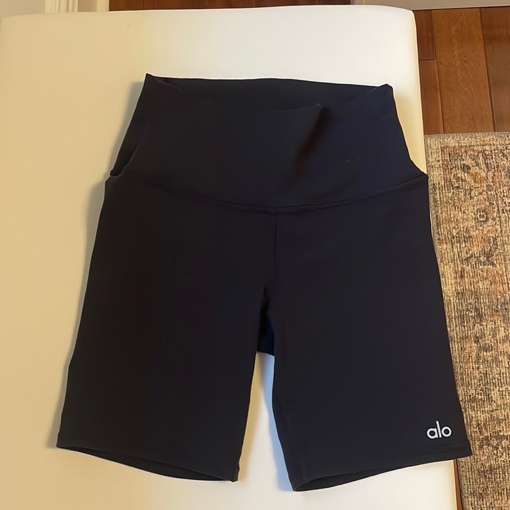 ALO Yoga Biker Shorts